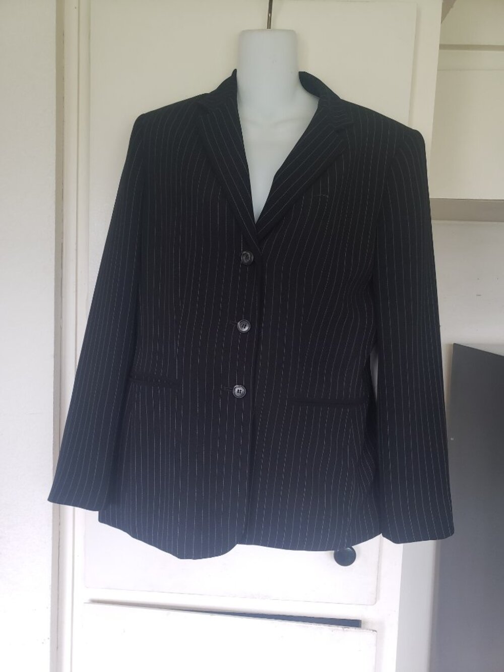 Evan Picone Black with White pin Stripes Size 8